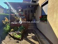 Eladó családi ház, XVIII. kerületben 158.9 M Ft, 5 szobás