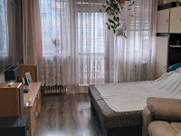 Eladó panellakás, Szolnokon 27.5 M Ft, 2 szobás