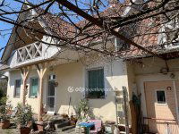 Eladó családi ház