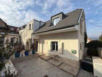 Eladó családi ház, Szentendrén 380 M Ft, 5 szobás