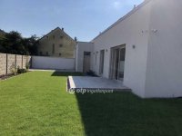 Eladó ikerház, Pannonhalmán 149 M Ft, 5 szobás