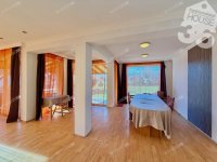 Eladó családi ház, Kerekegyházán 119.7 M Ft, 7 szobás