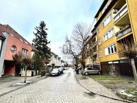 Eladó téglalakás, Győrött 52 M Ft, 2 szobás