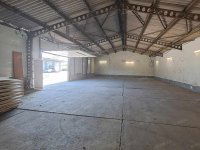 Kiadó ipari ingatlan, Szolnokon 170 E Ft / hó