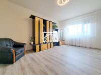 Eladó panellakás, Szegeden, Nyitra utcában 59 M Ft, 3 szobás