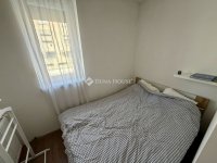 Kiadó téglalakás, albérlet, Pécsett 130 E Ft / hó, 2 szobás