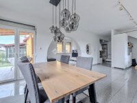 Eladó családi ház, Gödön 102.9 M Ft, 6 szobás