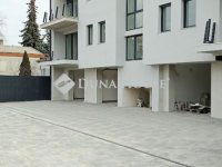 Eladó téglalakás, Zalaegerszegen, Petőfi Sándor utcában