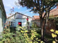 Eladó családi ház, Jászberényben 28 M Ft, 1+1 szobás