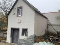 Eladó családi ház, Adonyban 8.9 M Ft, 2 szobás