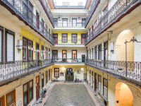 Eladó téglalakás, VII. kerületben, Rottenbiller utcában