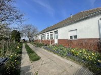 Eladó családi ház, Garán 29.9 M Ft, 4 szobás