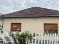 Eladó családi ház, Kecskeméten 64.9 M Ft, 3 szobás