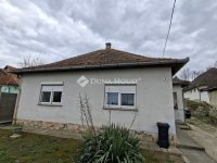 Eladó családi ház, Tamásiban, Miklósvár utcában 42.5 M Ft