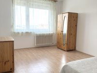 Eladó panellakás, Debrecenben 72.9 M Ft, 4 szobás