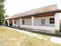 Eladó családi ház, Lóréven 34.9 M Ft, 3 szobás