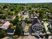 Eladó családi ház, Hévízgyörkön 89.9 M Ft, 8 szobás