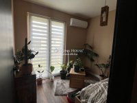 Eladó családi ház, Pécsett 144.5 M Ft, 4 szobás