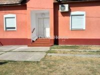 Eladó családi ház, Dömsödön 59.9 M Ft, 6 szobás