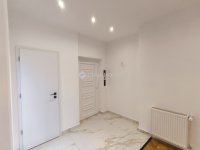 Eladó téglalakás, Pécsett 99 M Ft, 4 szobás