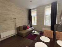 Eladó téglalakás, VI. kerületben 68.8 M Ft, 1+1 szobás