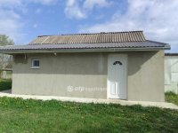 Eladó családi ház, Derecskén 10.5 M Ft, 1 szobás