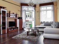 Kiadó téglalakás, albérlet, VI. kerületben, Révay közben