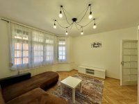 Kiadó téglalakás, albérlet, Pécsett, Mária utcában, 2 szobás