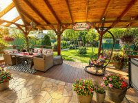 Eladó családi ház, Szigetszentmiklóson 124.9 M Ft, 4+3 szobás