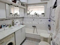 Eladó családi ház, Sülysápon 145 M Ft, 7 szobás