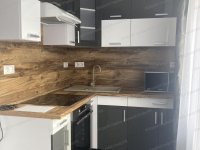 Kiadó téglalakás, albérlet, Tatabányán 230 E Ft / hó