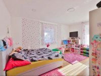 Eladó családi ház, Pécsett 96.5 M Ft, 3 szobás