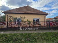 Eladó családi ház, Püspökladányban 24.8 M Ft, 2 szobás