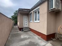 Eladó családi ház, Mohácson 64.9 M Ft, 2 szobás
