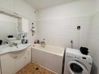 Eladó téglalakás, Pécsett 55 M Ft, 3 szobás