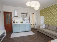 Eladó családi ház, Velencén 210 M Ft, 5 szobás