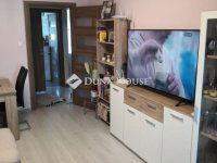 Eladó panellakás, Pécsett 49.2 M Ft, 2 szobás