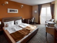 Eladó hotel, Pécsett 1300 M Ft / költözzbe.hu