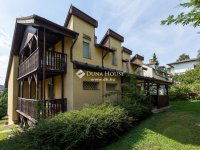 Eladó családi ház, II. kerületben 239.9 M Ft, 6 szobás