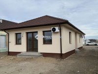 Eladó családi ház, Kecskeméten 89.9 M Ft, 5 szobás