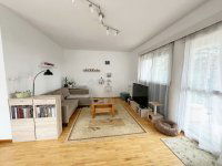 Eladó téglalakás, Kőszegen 74.9 M Ft, 7 szobás