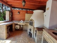 Eladó családi ház, Budajenőn 198 M Ft, 5 szobás