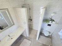 Eladó családi ház, Nagytarcsán 205 M Ft, 6 szobás