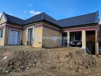 Eladó családi ház, Tápiószecsőn 52.9 M Ft, 3 szobás