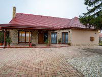 Eladó családi ház