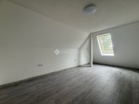 Eladó családi ház, Vecsésen 97.9 M Ft, 4 szobás
