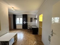 Eladó téglalakás, Szegeden 88 M Ft, 4 szobás