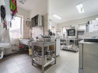 Eladó családi ház, Szigetszentmiklóson 170 M Ft, 4 szobás