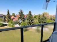 Eladó panellakás, Tatabányán 37.5 M Ft, 2 szobás