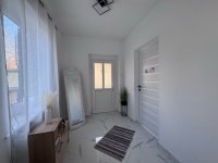 Eladó családi ház, Pécsett 84.99 M Ft, 3 szobás